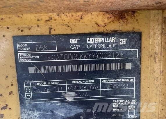 CAT D5K LGP 파이프레이어 도저