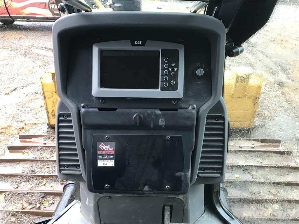 CAT D5K2 LGP 크롤러 도저
