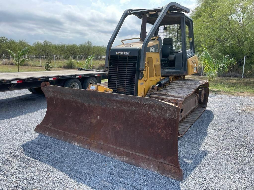 CAT D5K2 LGP 크롤러 도저