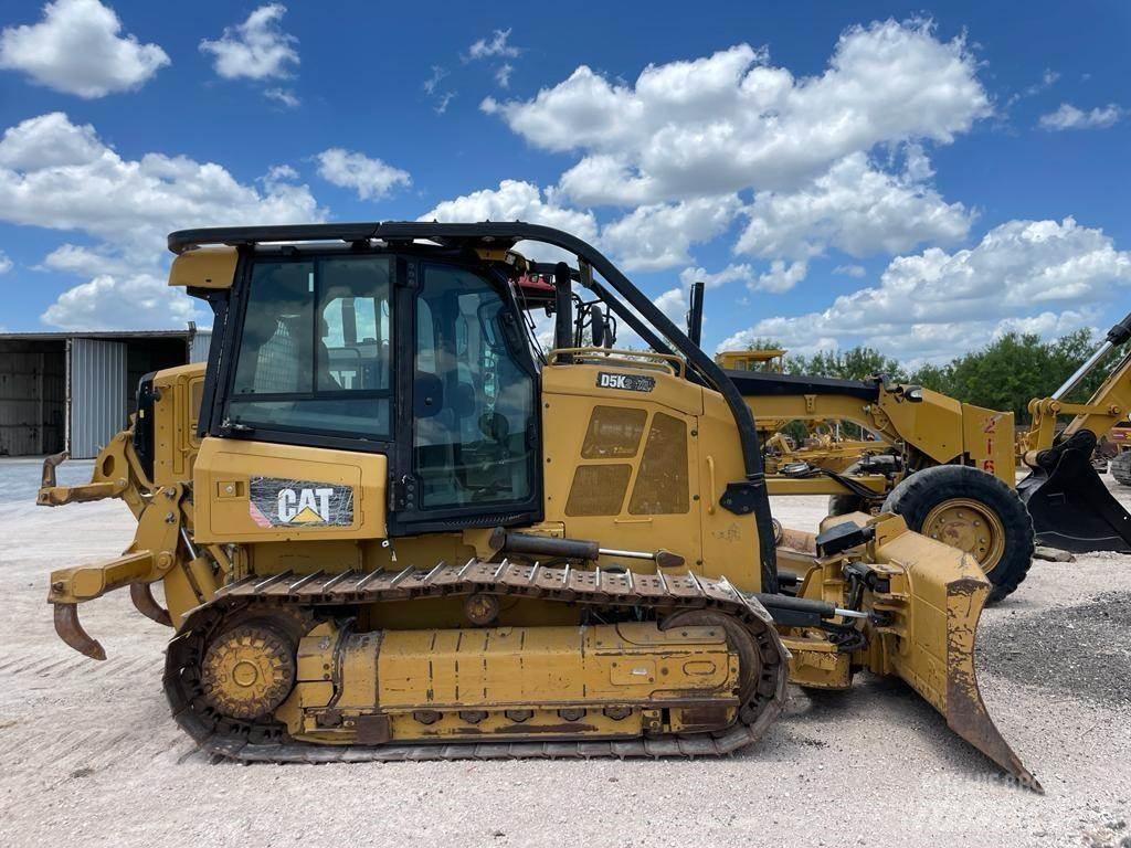 CAT D5K2 XL 크롤러 도저