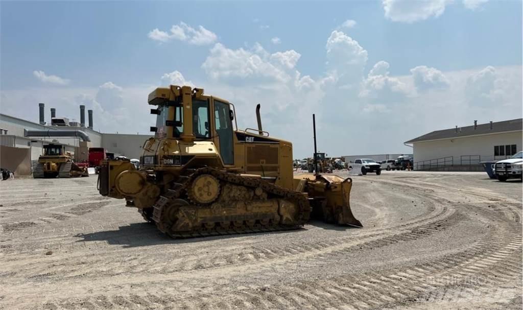 CAT D6N XL 크롤러 도저