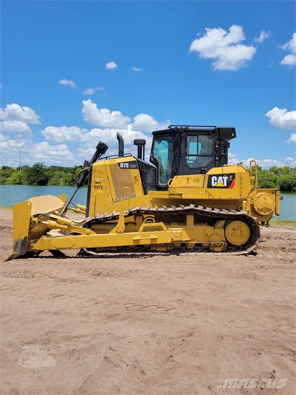 CAT D7E LGP 크롤러 도저