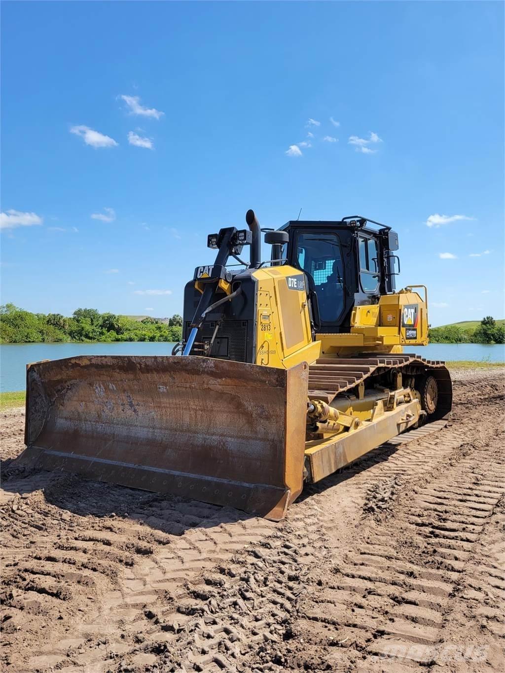 CAT D7E LGP 크롤러 도저