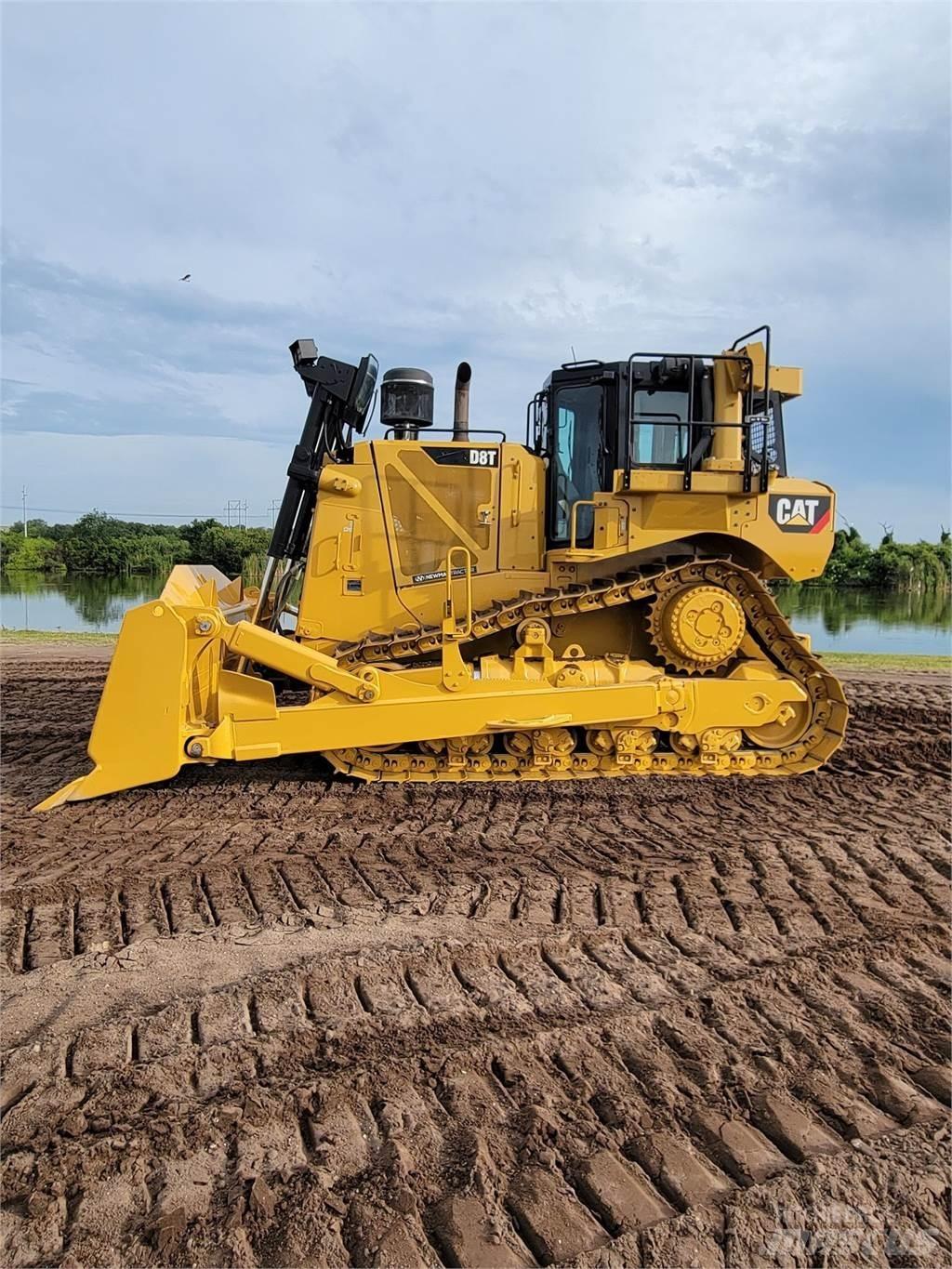 CAT D8T 크롤러 도저