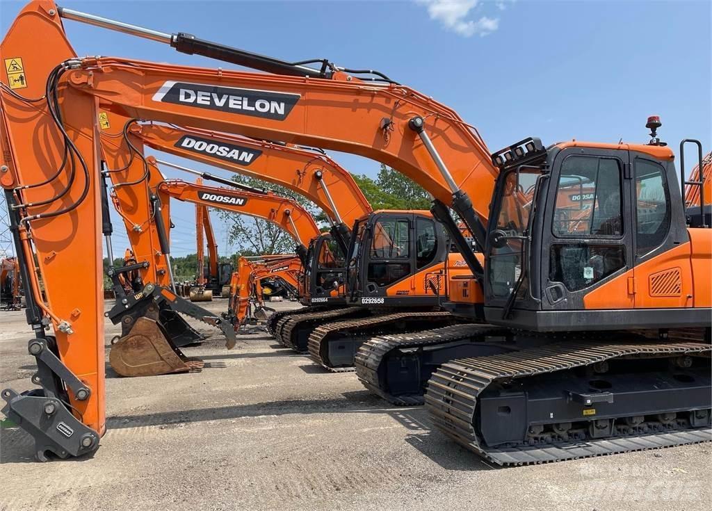 Develon DX225 LC-7 대형 굴삭기 29톤 이상
