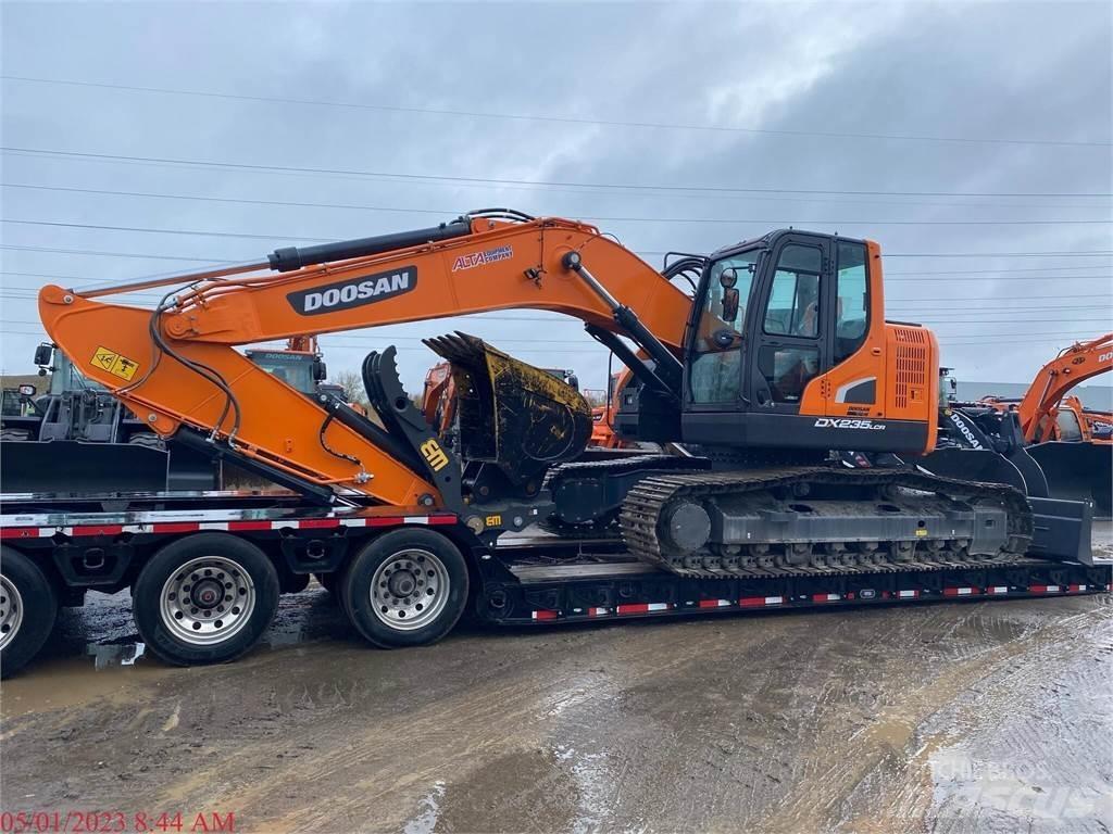 Develon DX235 LCR-5 대형 굴삭기 29톤 이상