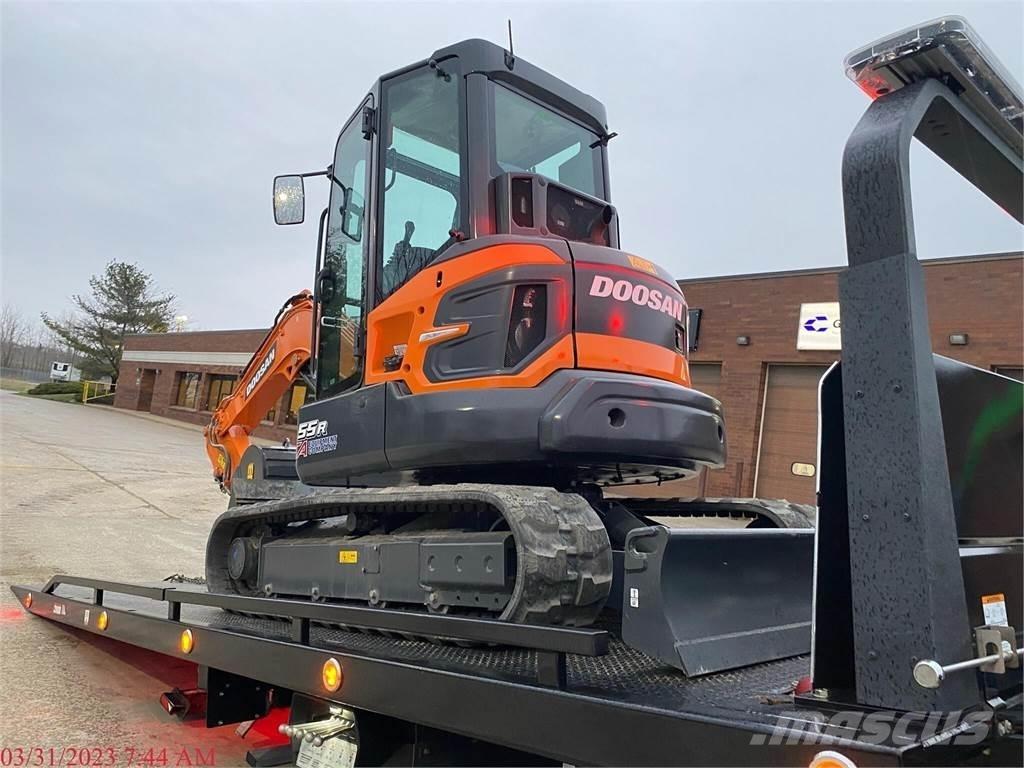 Develon DX55R-7 소형 굴삭기 7톤 미만