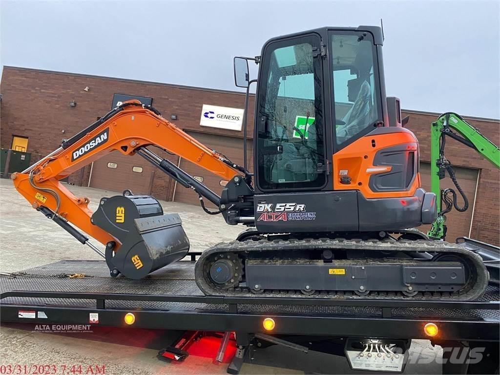 Develon DX55R-7 소형 굴삭기 7톤 미만