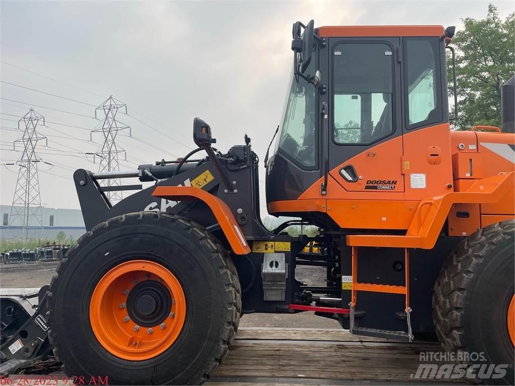 Doosan DL250-5  휠로우더