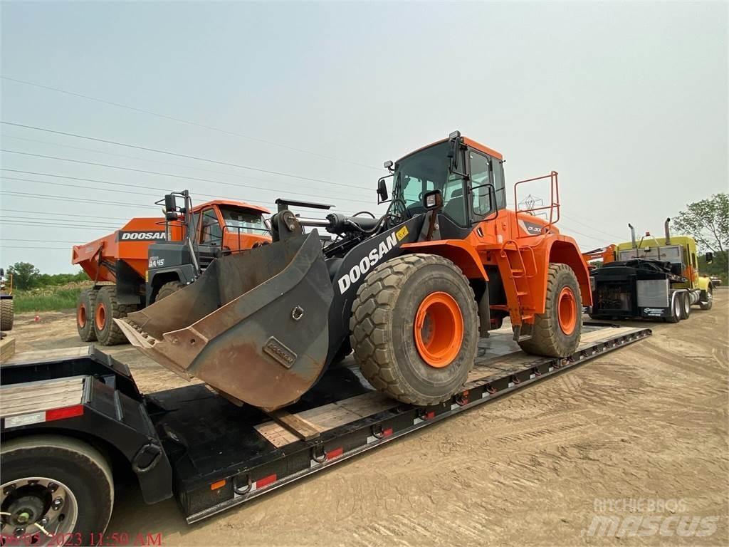Doosan DL300-5  휠로우더