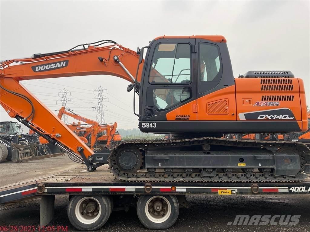Doosan DX140 LC-5 대형 굴삭기 29톤 이상