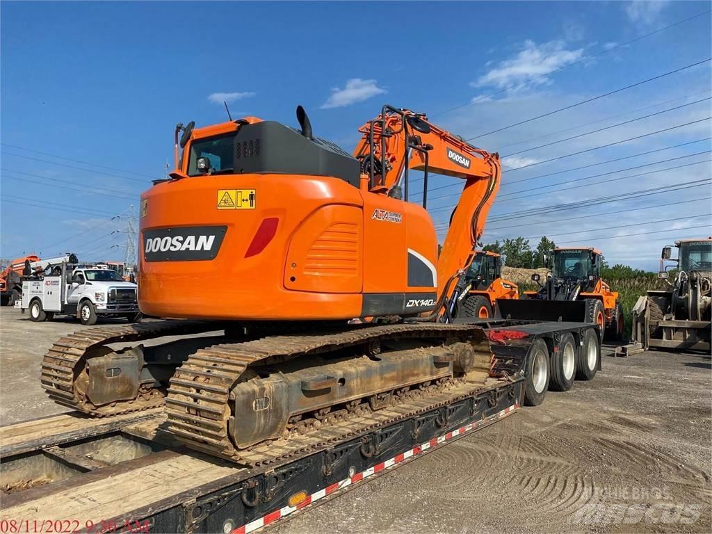 Doosan DX140 LCR-5 도로 굴착기