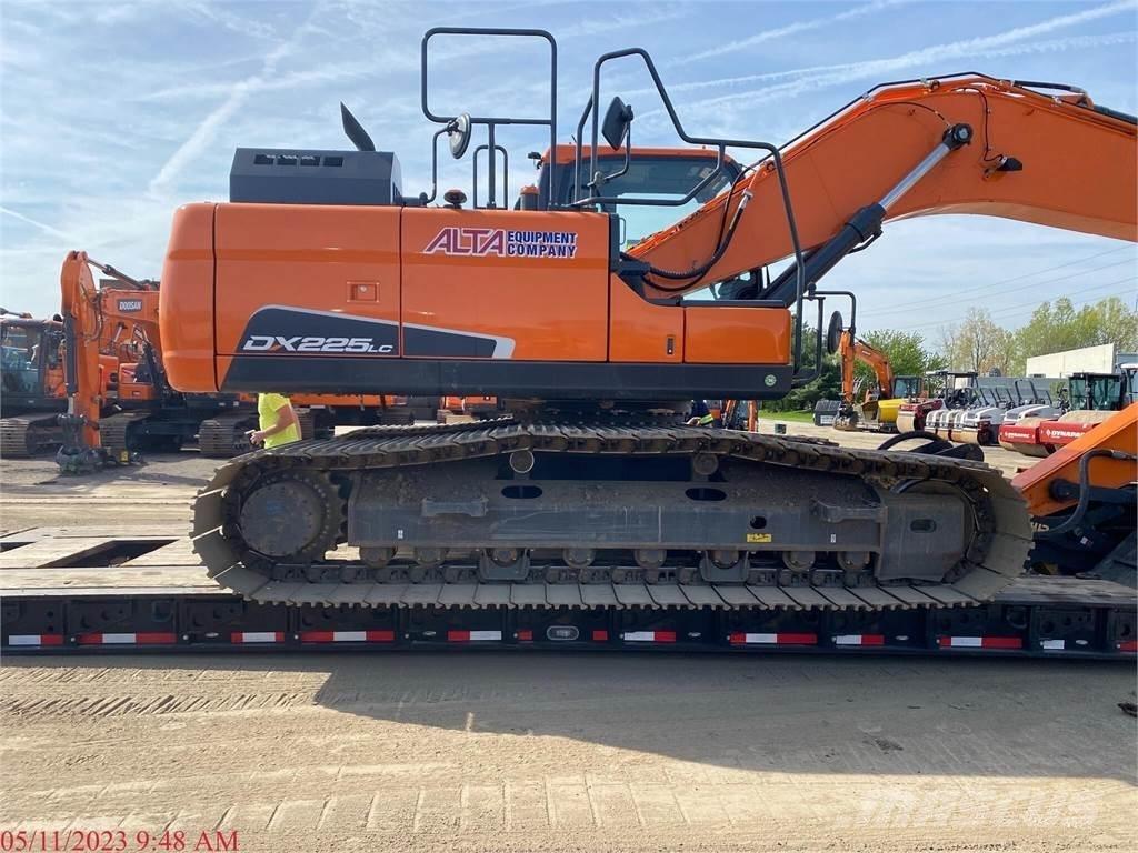 Doosan DX225 LC-5 대형 굴삭기 29톤 이상
