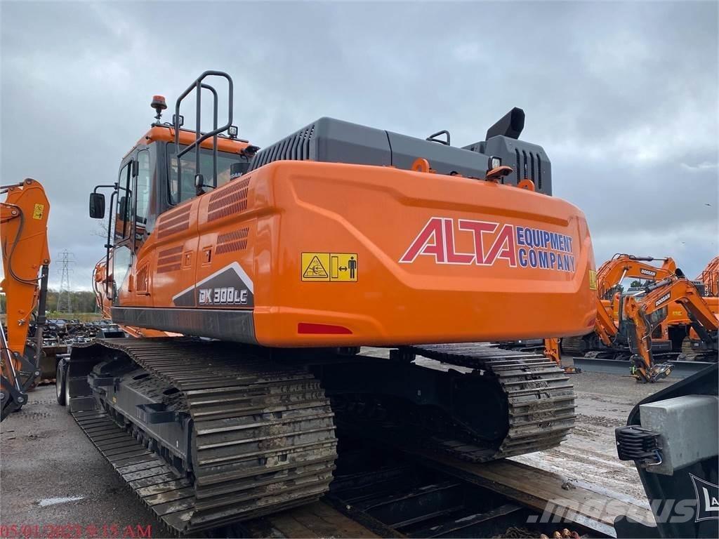 Doosan DX300 LC 대형 굴삭기 29톤 이상