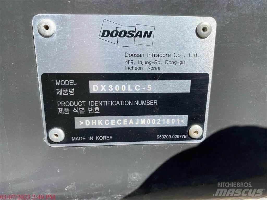 Doosan DX300 LC-5 폐기물/산업 처리기
