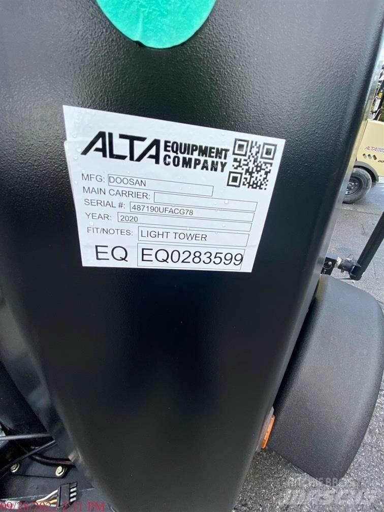 Doosan LCV6 조명타워