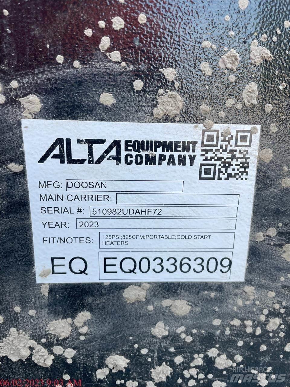 Doosan XP825 콤푸레샤