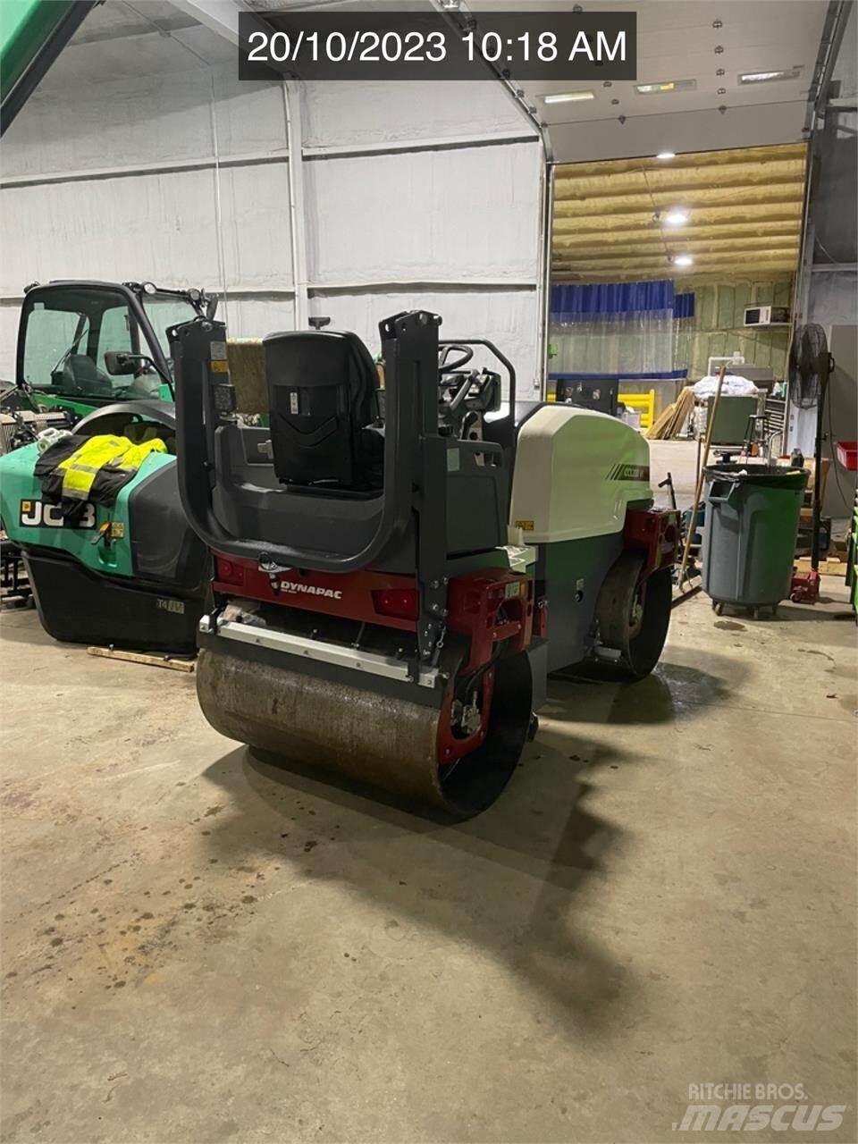 Dynapac CC1200 VI 트윈 드럼 롤러