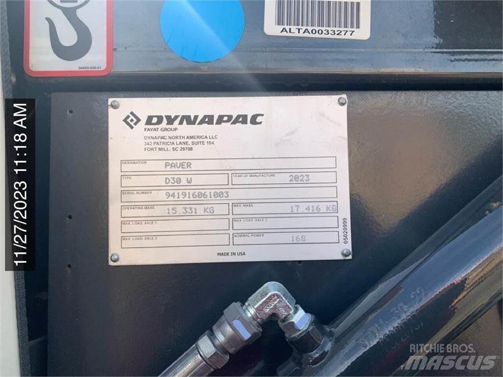Dynapac D30W 아스팔트 포장장비