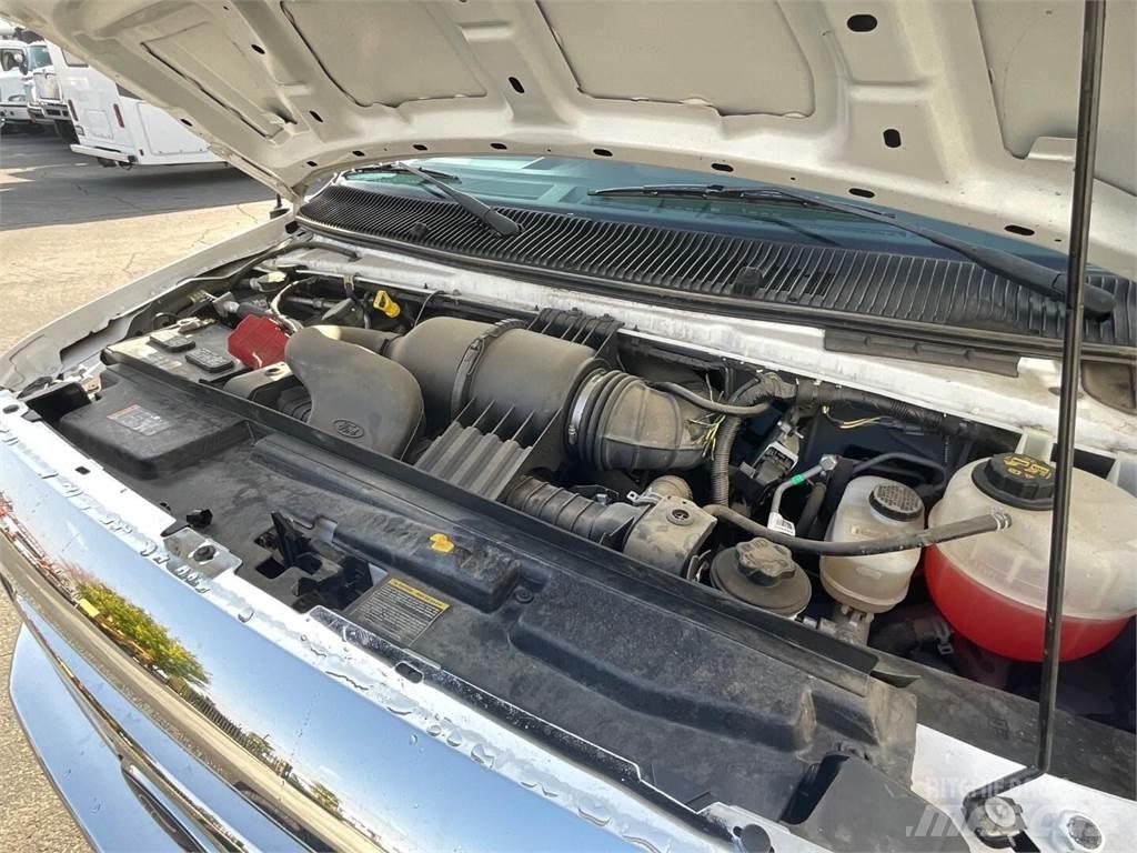Ford E450 시립/다목적 차량