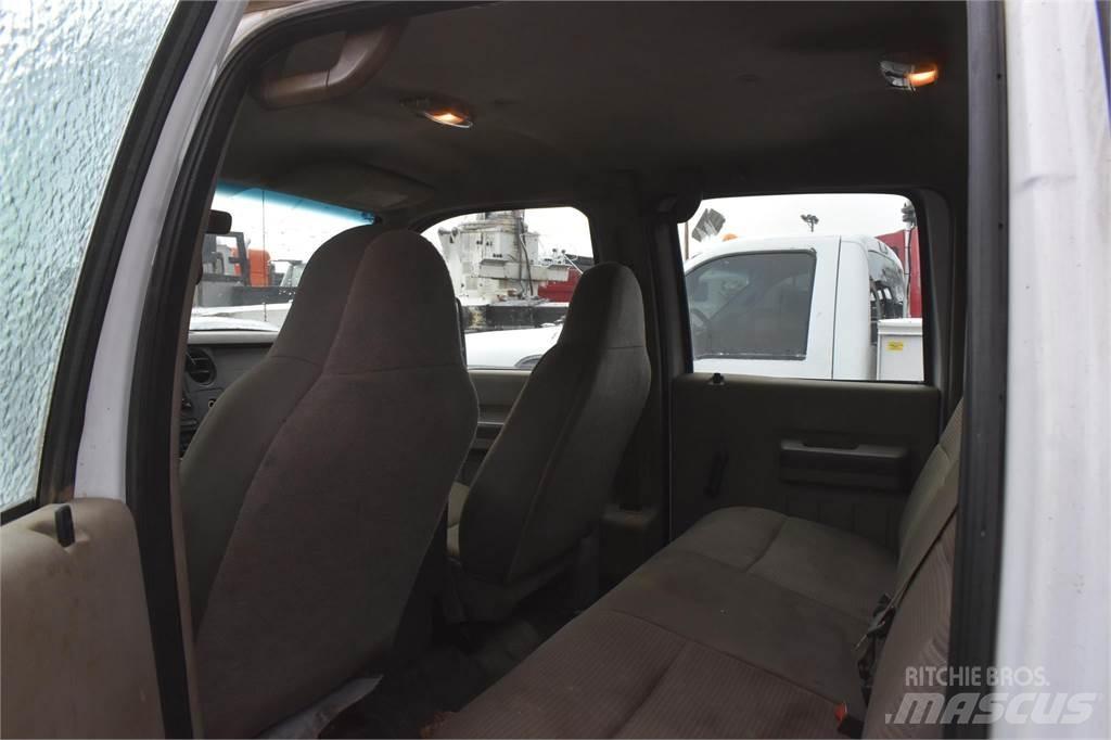 Ford F550 시립/다목적 차량