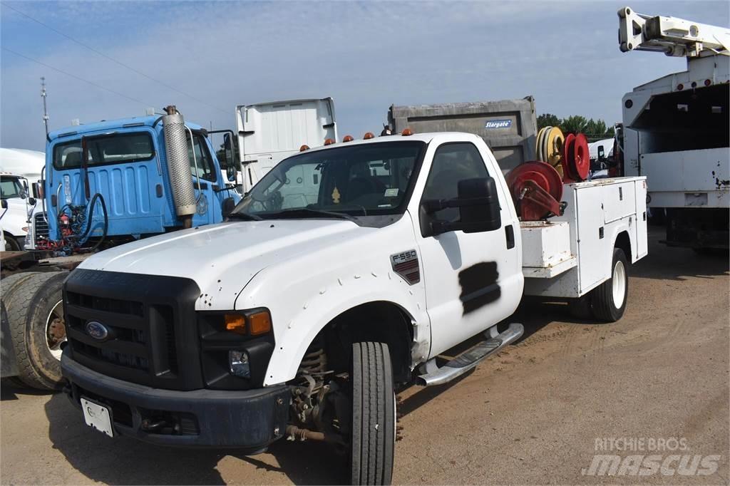 Ford F550 시립/다목적 차량