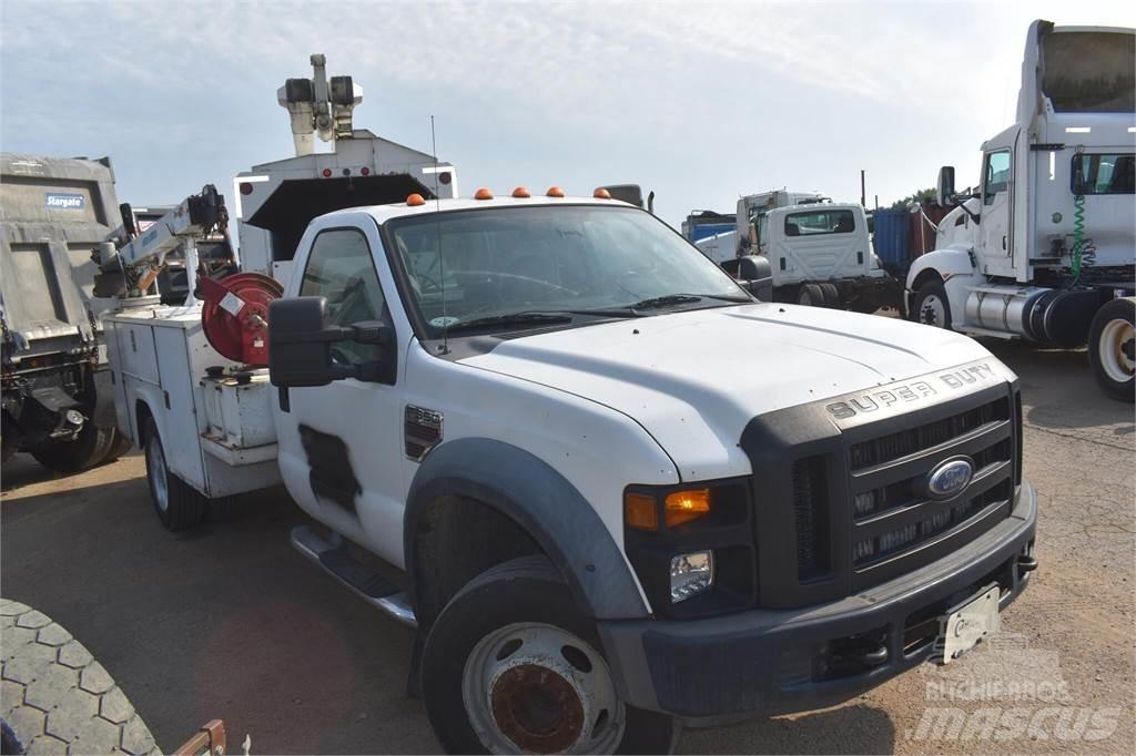 Ford F550 시립/다목적 차량