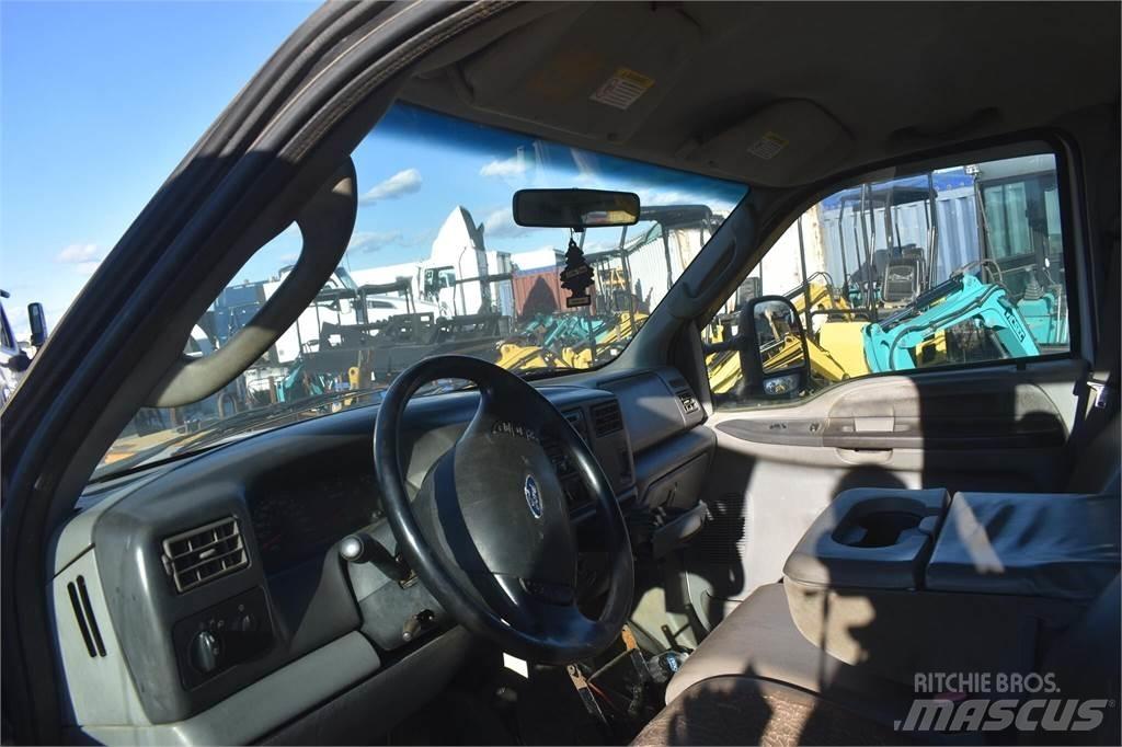 Ford F550 SD 시립/다목적 차량