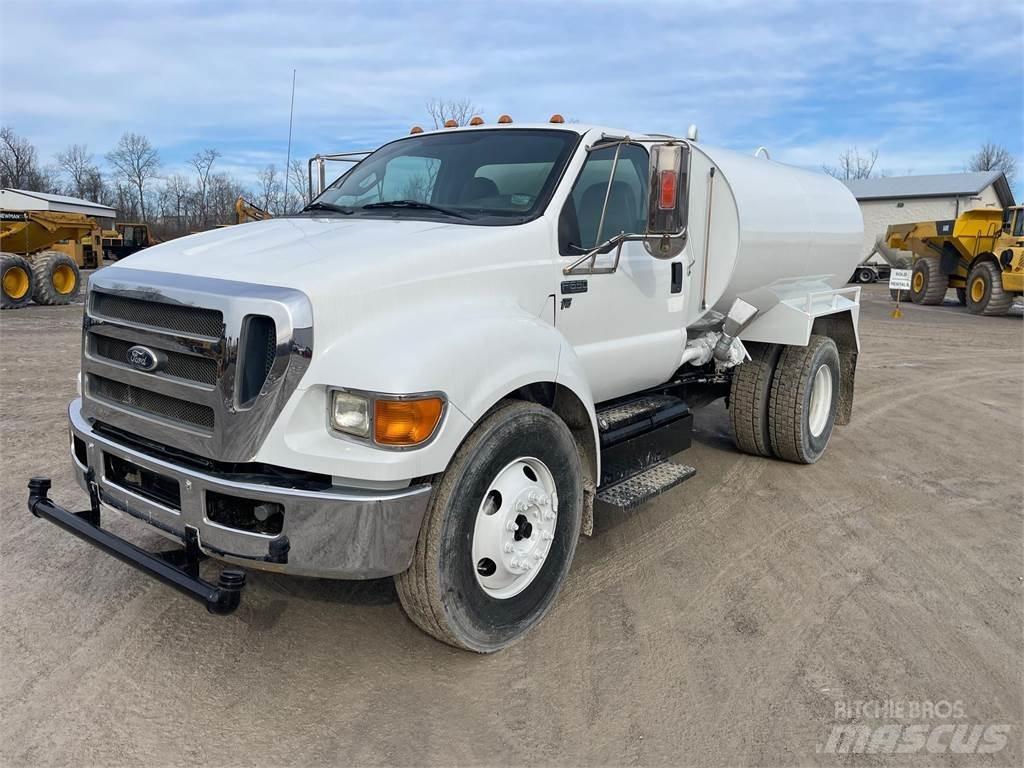 Ford F650 급수차