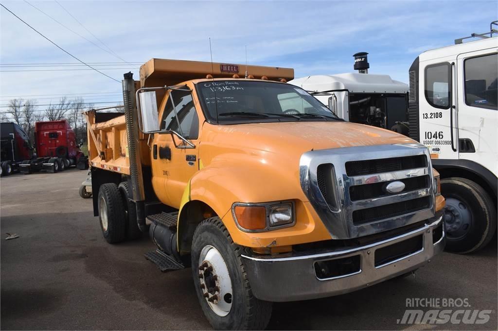 Ford F750 덤프 트럭