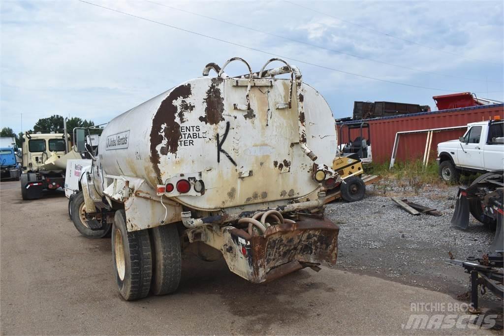 Ford F750 탱커 트럭