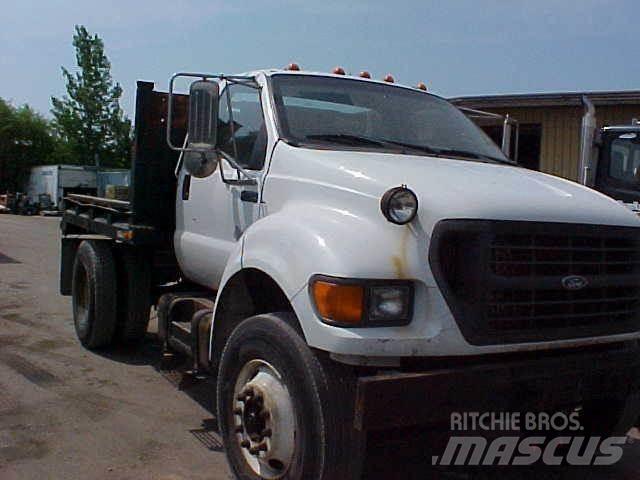 Ford F750 덤프 트럭