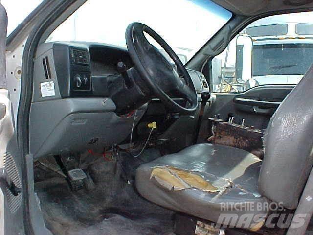 Ford F750 덤프 트럭