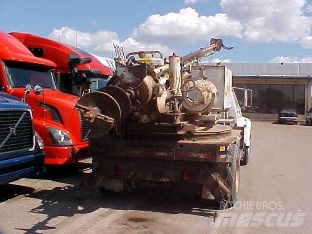 Ford F800 시립/다목적 차량