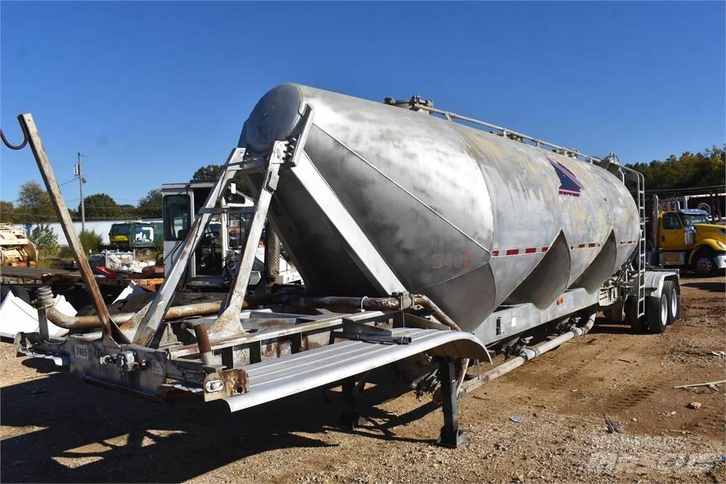 Fruehauf  탱커 트레일러