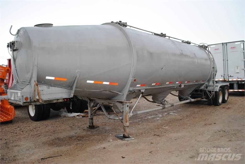 Fruehauf  탱커 트레일러