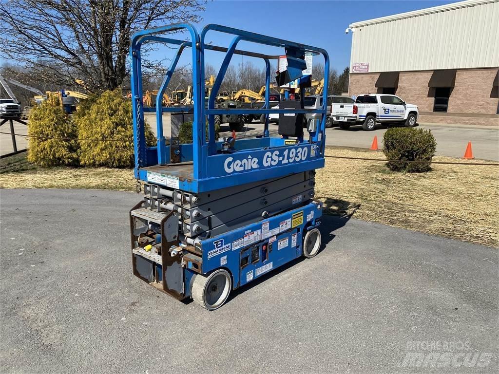Genie GS1930 가위형 리프트