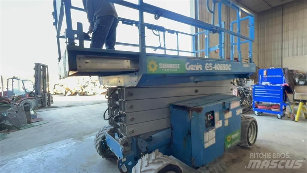 Genie GS4069DC 가위형 리프트