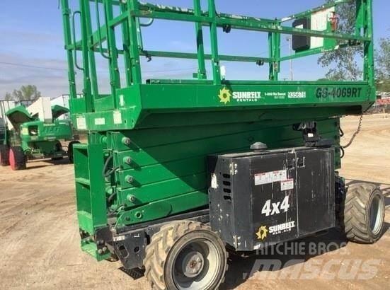 Genie GS4069RT 가위형 리프트