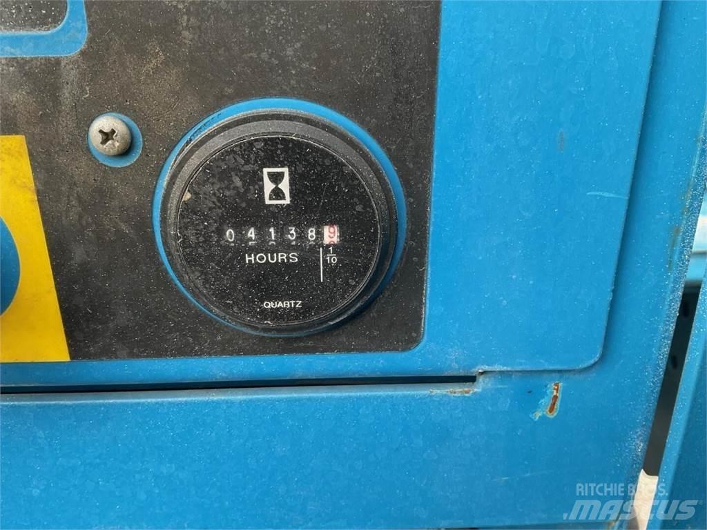 Genie GS4390RT 가위형 리프트