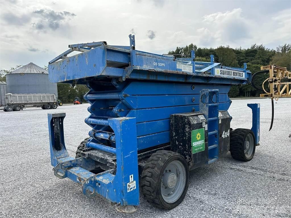 Genie GS5390RT 가위형 리프트