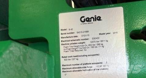 Genie S40 견인식 전동이동 리프트