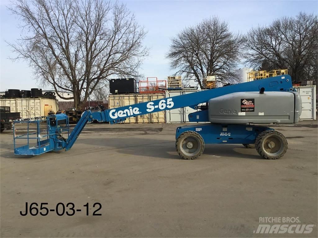 Genie S65 견인식 전동이동 리프트