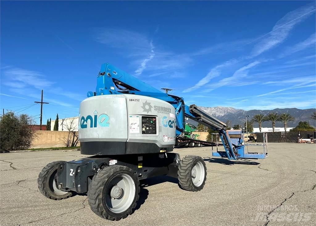Genie Z62/40 관절형 전동이동 리프트