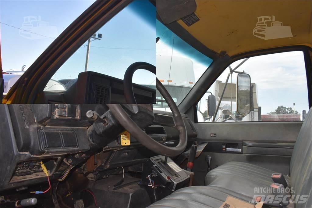 GMC TOPKICK C6500 덤프 트럭