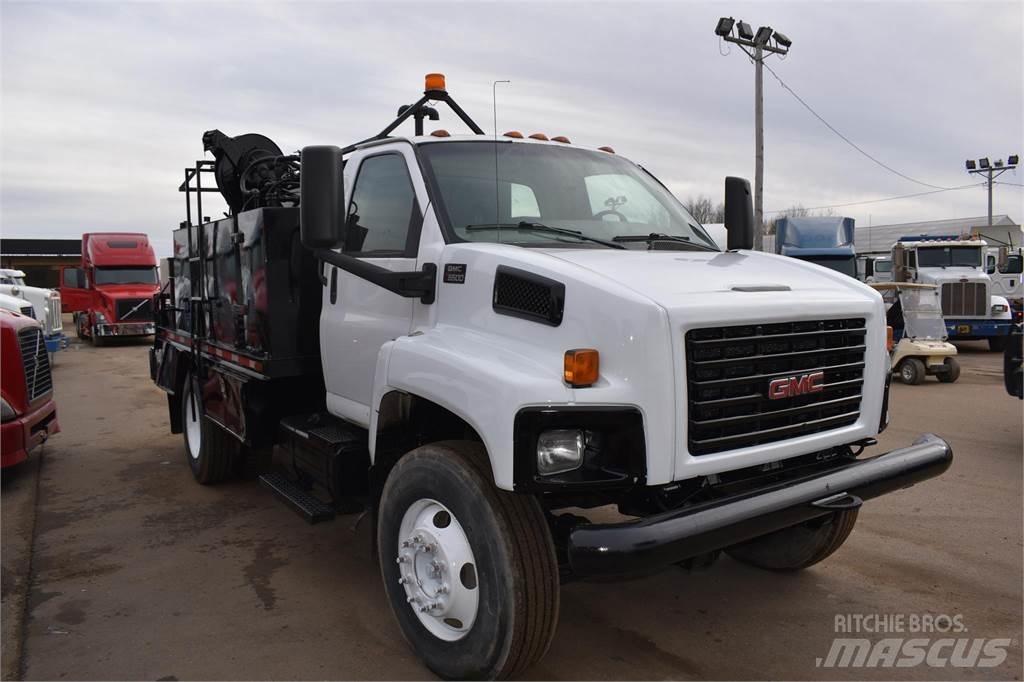 GMC TOPKICK C6500 탱커 트럭