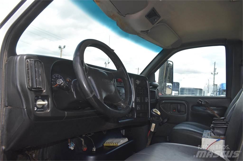 GMC TOPKICK C7500 덤프 트럭