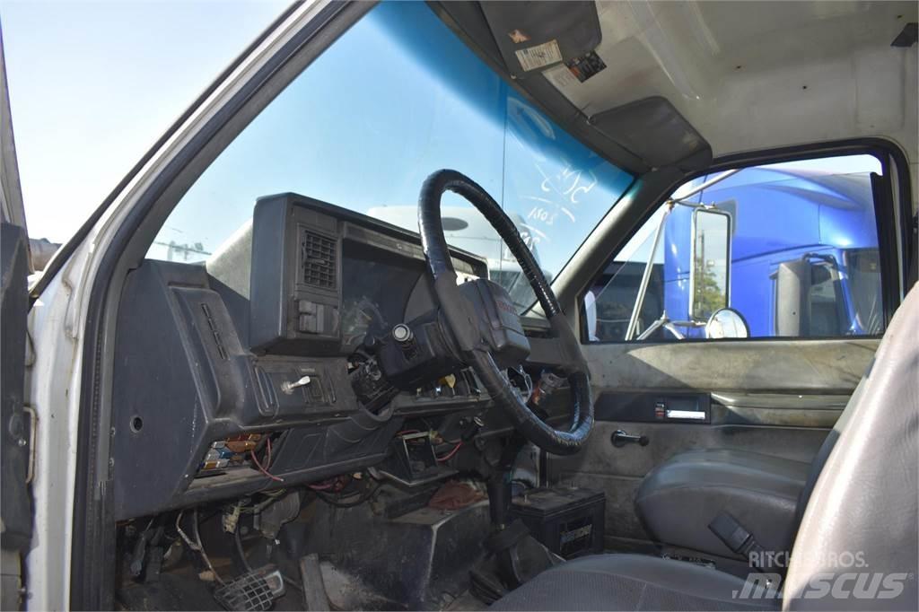 GMC TOPKICK C8500 탱커 트럭