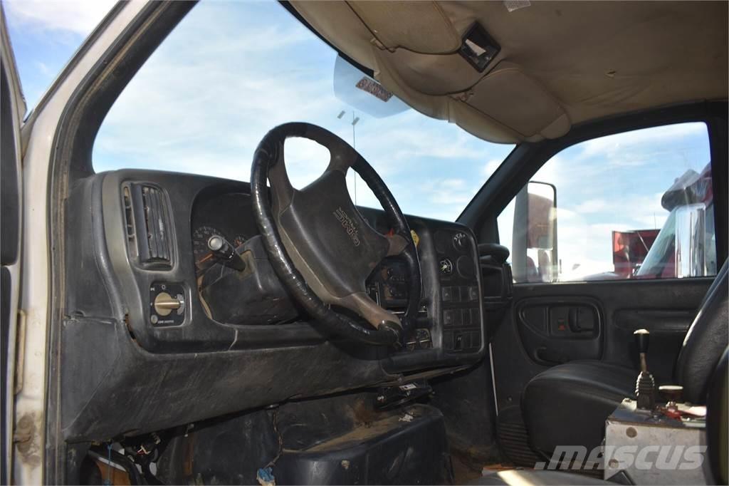 GMC TOPKICK C8500 덤프 트럭
