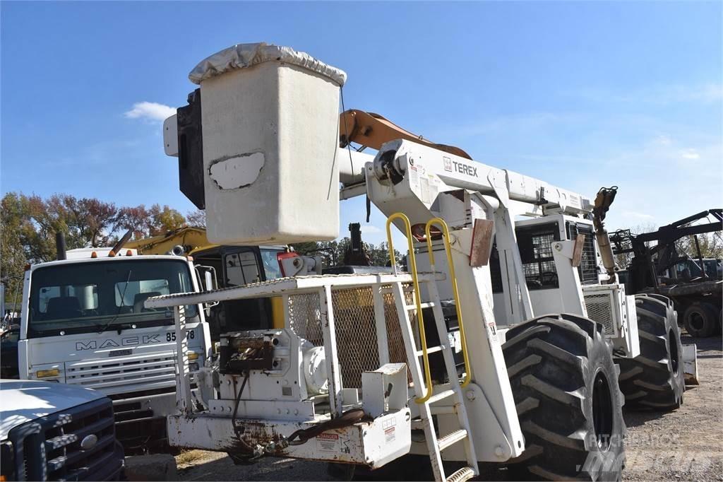 Hi-Ranger XT55 트럭 탑재 고소작업대